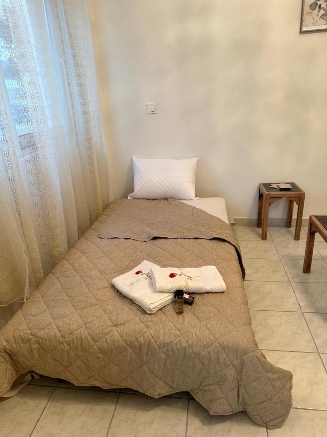 Piraiki Coastal Accommodation พีเรียส ภายนอก รูปภาพ
